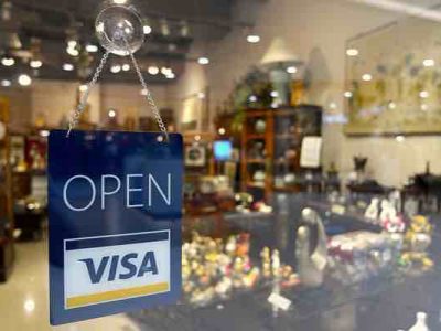 cryptocurrency visa debit card